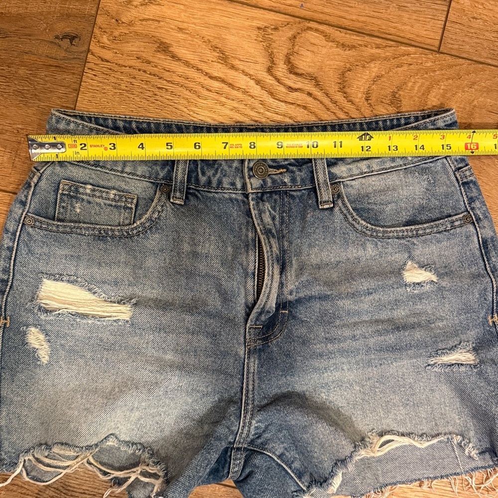 Hidden High Rise Denim Shorts Women’s M  Distressed Cutoff Summer Jean Short - Picture 4 of 6